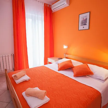 Guest house Pansion Burin 3*