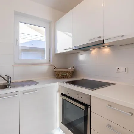 Pansion Burin Башка