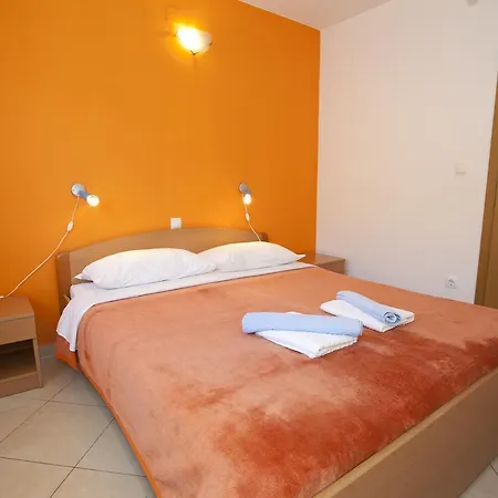 Pansion Burin Affittacamere 3*