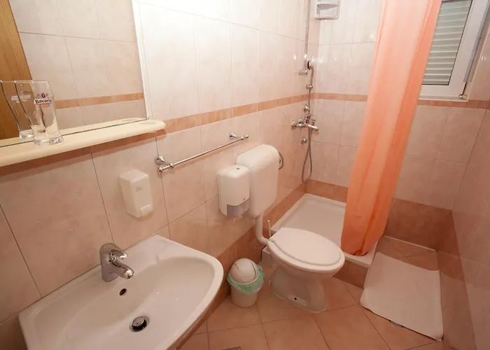 Πανσιόν Pansion Burin