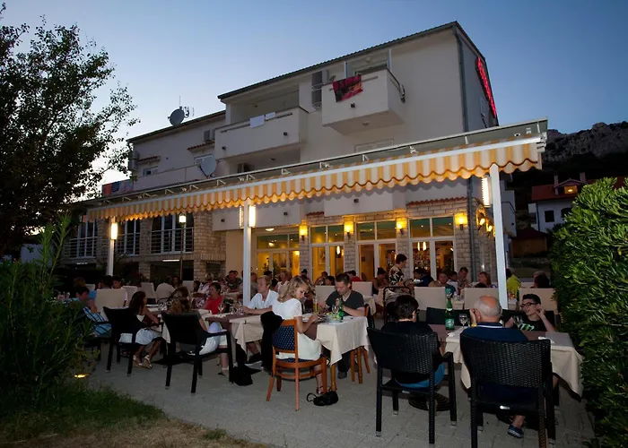 Πανσιόν Pansion Burin