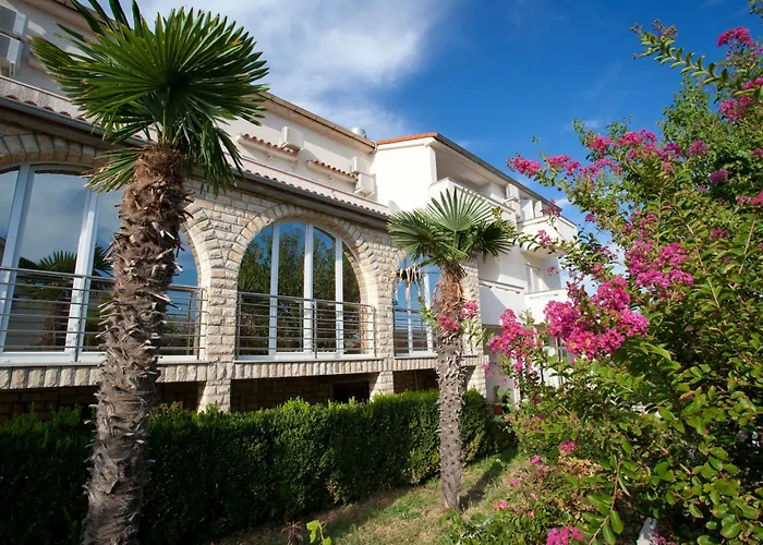 Pansion Burin Baška