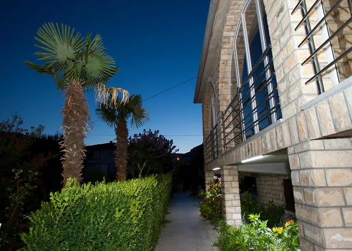 Pansion Burin Baška