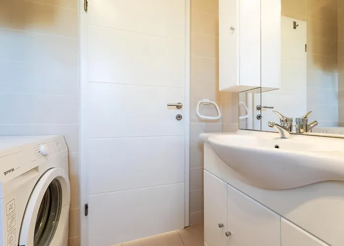 Pansion Burin 3* Baška